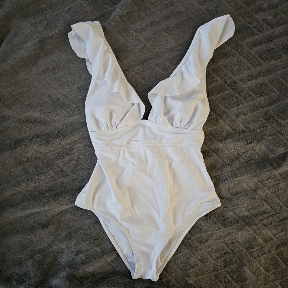 SHEIN Ruffle Trim One Piece Swimsuit - Picture 3 of 6
